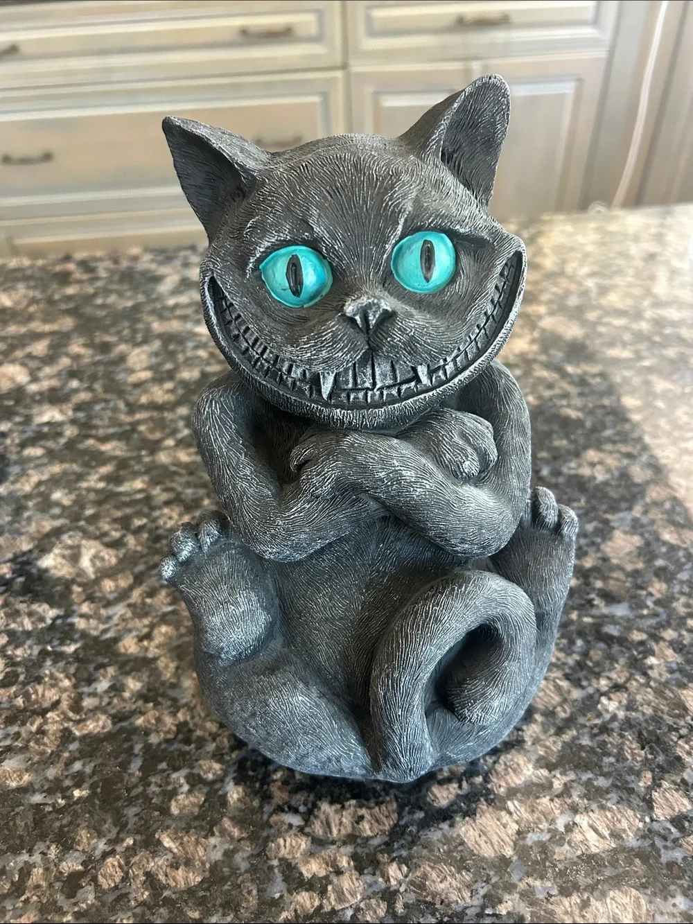 ASHLAND 8.25 CHESHIRE CAT TABLETOP DECOR NWT